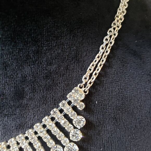 Womens Fashion Silver Tone Rhinestones Trim Blings Necklace Jewelry with Lobster - Picture 4 of 6